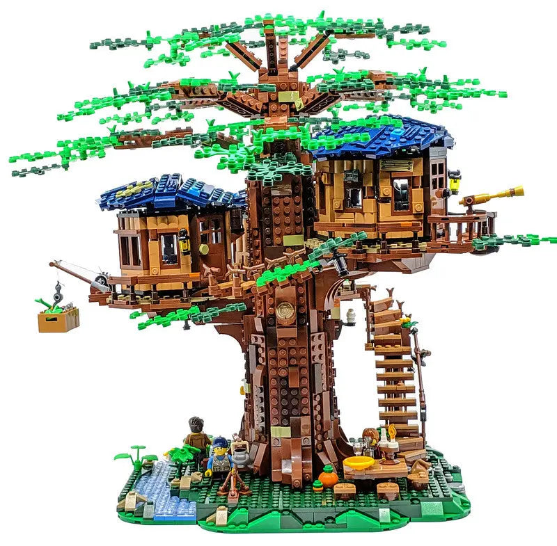 LEGO Ideas: Tree House (21318) - TAMISHAE